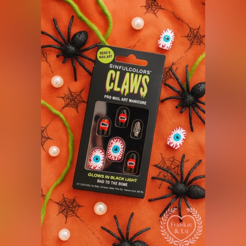 SinfulColors CLAWS Glow-in-Blacklight Halloween Press-On Nails NWT